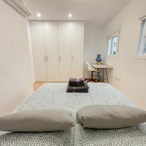 Moderno Plz De La Merced Apartamento
